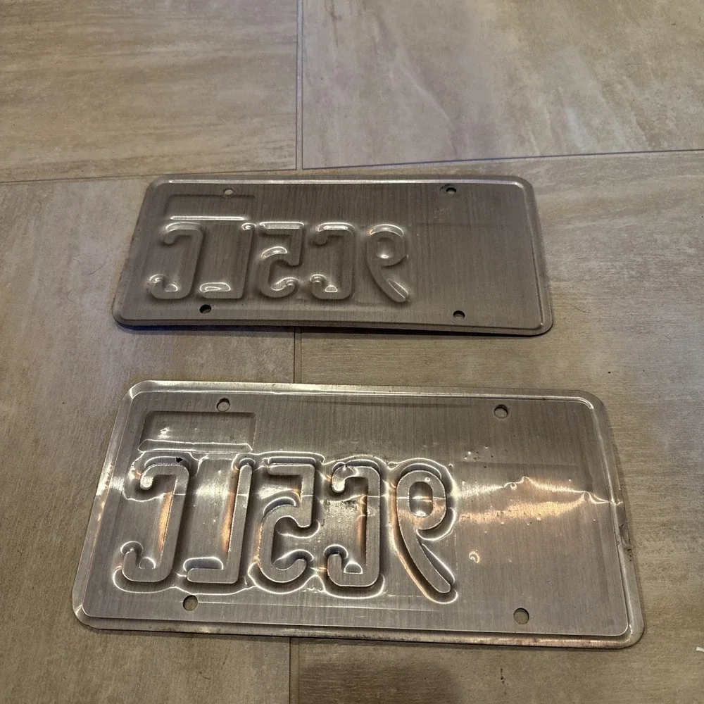 Expired Utah United We Stand‎ In God We Trust Set Pair of License Plates 9C5LC